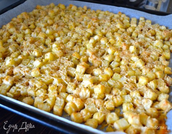 В любом случае картошечка оповестит вас о своей готовности распространяющимся по кухне ароматом. А вот так выглядит готовая картошечка!