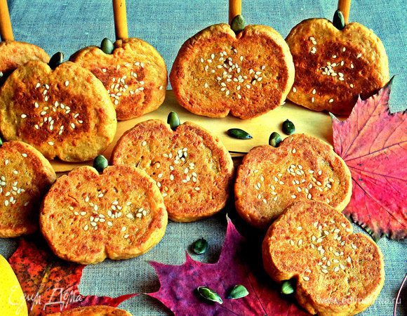 Можно подавать ароматное сырное печенье, а тыква совсем не чувствуется.