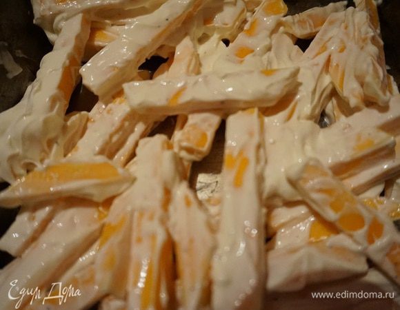 Выложить в смазанную маслом форму.