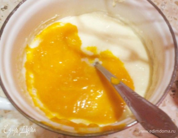 Добавляем к основе, размешиваем.