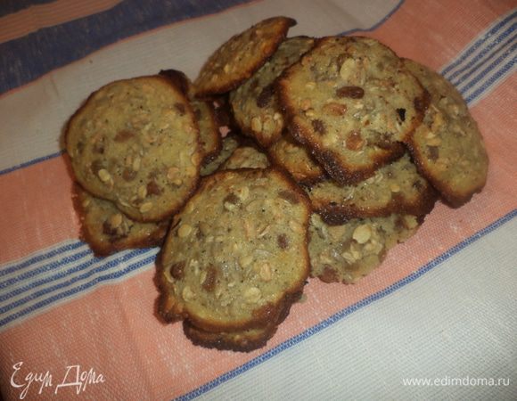 Выпекать при температуре 180°С 12-15 минут до золотистого цвета.