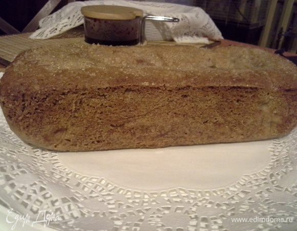 Угощайтесь. Приятного аппетита!
Нежный, рассыпчатый, сочный с ярко выраженным ореховым вкусом, а карамель дополняет и завершает.