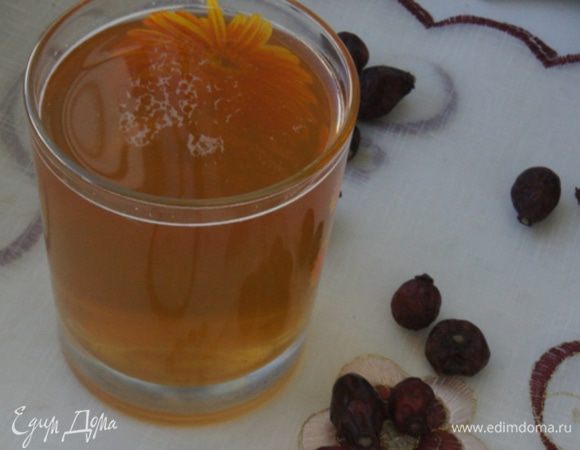 Пить такой напиток можно и в теплом, и в холодном виде.