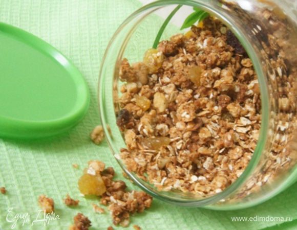 После того как она остынет полностью я перекладываю ее в стеклянную банку. И использую когда хочется.