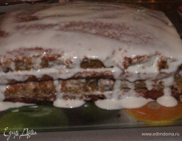 Для крема смешать сахар, ванилин и сметану до растворения сахара.
Пласты промазать со всех сторон, складывая один на другой. Оставить для пропитки на час минимум в холодильнике.Как правило на следующее утро он еще нежнее.