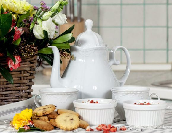 Остаётся заварить вкусный и ароматный чай. Чаепитие в стиле Джейн Остин готово. 