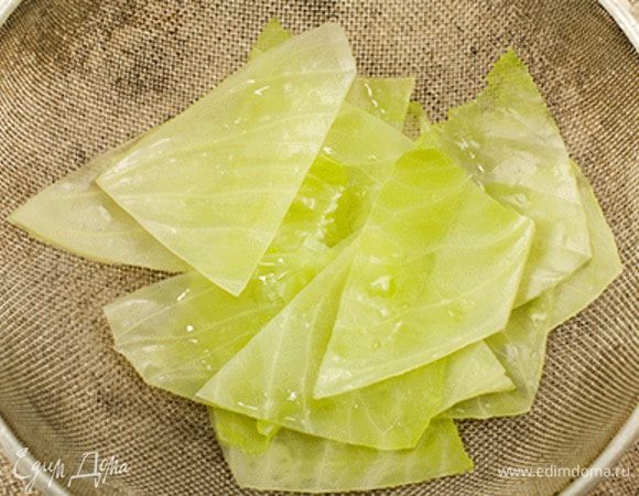 Промываем в холодной воде и даем стечь.