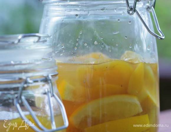 Все варенье остудить, разложить по банкам и хранить в холодильнике.