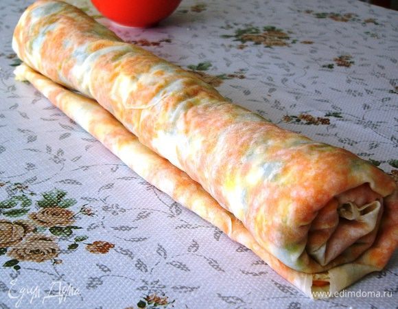 Скрутить не тугой рулет.