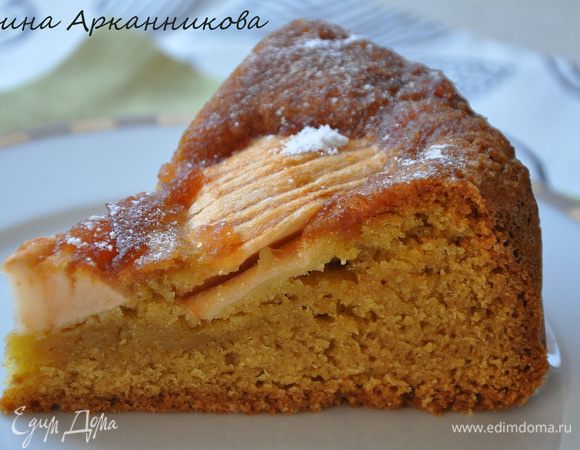 Выпекать при 180°С около 1 часа. После выпечки смазать верх абрикосовым вареньем, а лучше повидлом. Дать остыть.