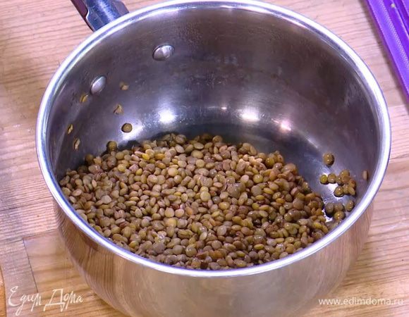 Чечевицу приготовить согласно инструкции на упаковке.