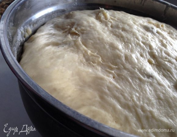 Вот тесто через 1,5 часа.