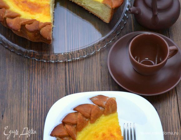 Выпекать пирог при 180 градусах 40-45 минут.