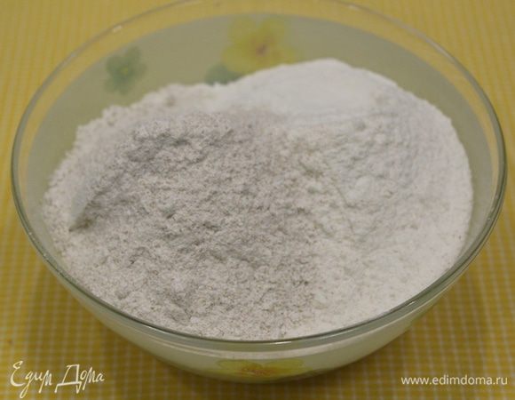 Обе муки нужно просеять.