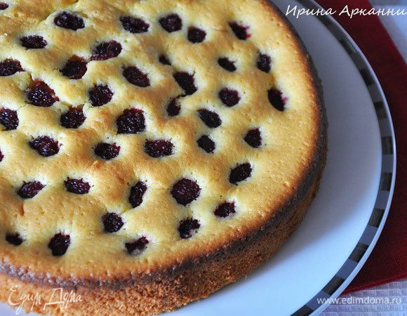 Выпекать в разогретой духовке, при 180°C около 50 минут.