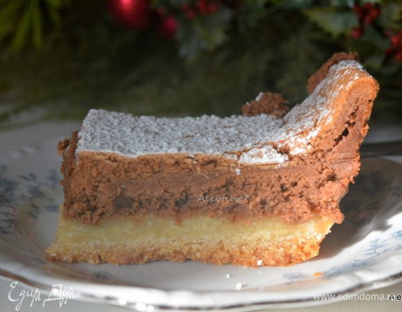 Разрезаем на порции и подаем к столу. Приятного аппетита.