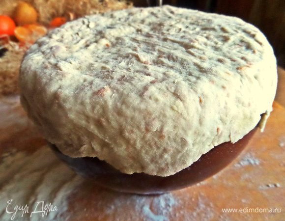 Пусть края свисают, они потом такие вкусные будут!