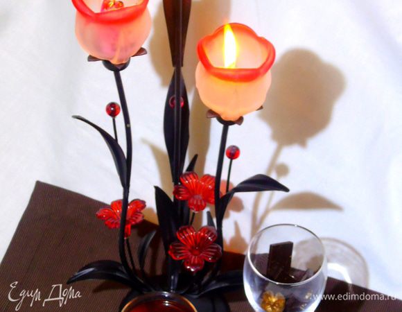 Теплый грог разливаем в бокалы и подаем! Приятного вам вечера!