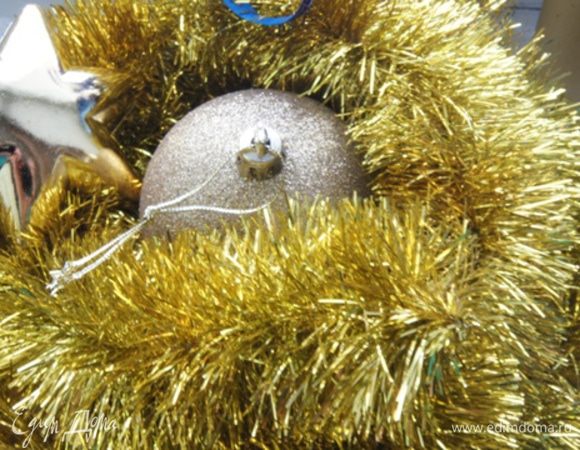 С наступающим новым годом!