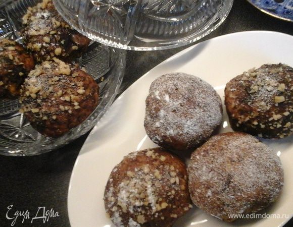 Остужаем на решетке и по желанию покрываем глазурью.