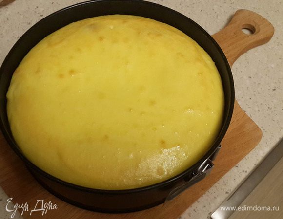 Открывать форму и вытаскивать чизкейк после полного остывания.