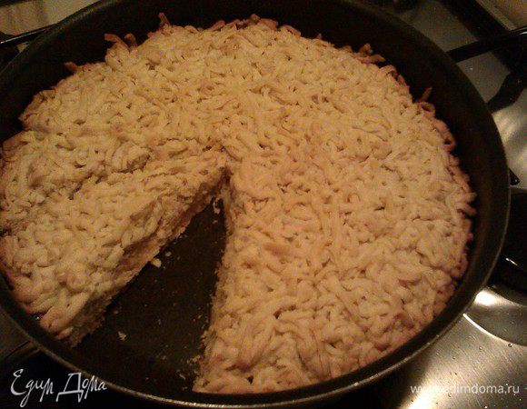 Это готовое печенье-пирог сверху.