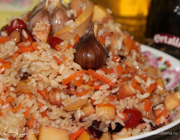 Палов очень вкусный, ароматный и рассыпчатый: рисинка к рисинке.