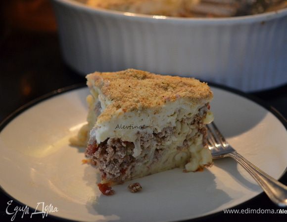 Дать слегка постоять. Разрезаем. Подаем к столу. Приятного аппетита.