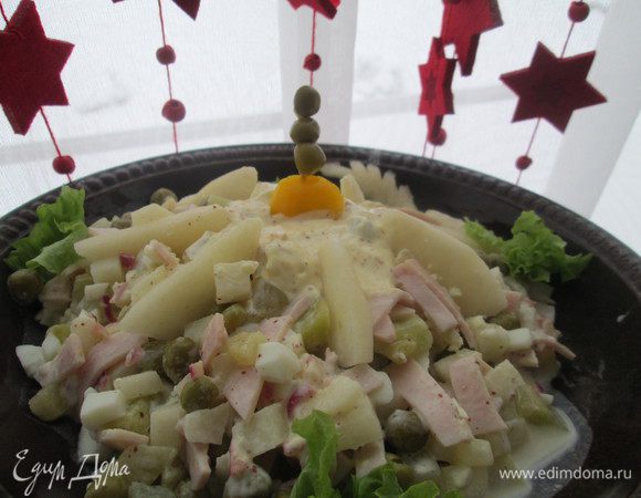 Дать настояться в холодильнике минимум 2 часа. Ждем начала праздника и подаем к столу. Оливье по-новому, не оставит равнодушными ни вас, ни ваших гостей! Счастливого Нового года и Рождества!
