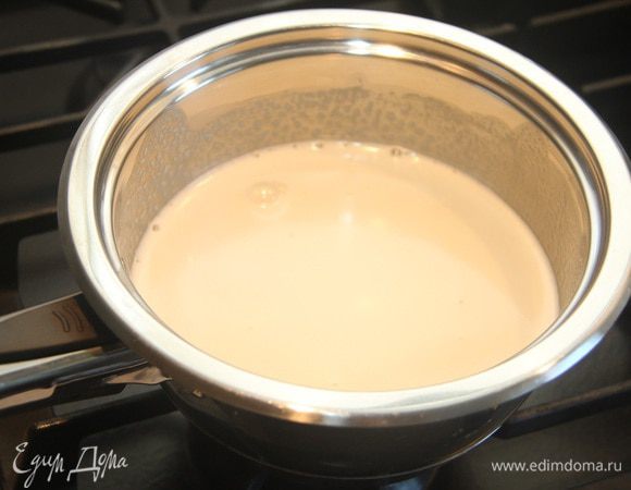 В другой раз я прогревала смесь в стальном сотейнике с толстым дном. По времени несколько меньше.