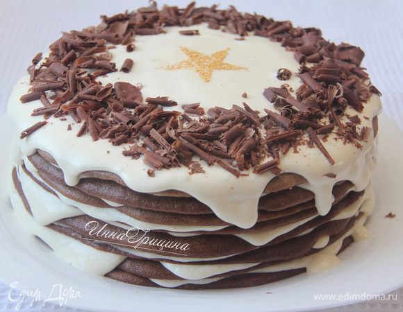 Украсить шоколадной стружкой.