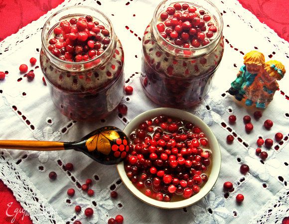 Рецепт здесь: http://www.edimdoma.ru/retsepty/76504-brusnika-v-medu