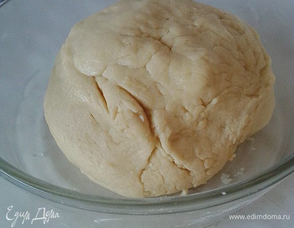 Вот такое получилось мягкое тесто.