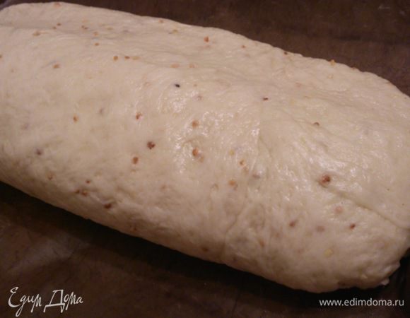 Выпекать при температуре 180С 50 минут. Если в форме, то через 40 минуть вынуть из формы и перевернуть. Допекать еще 10 минут без формы.