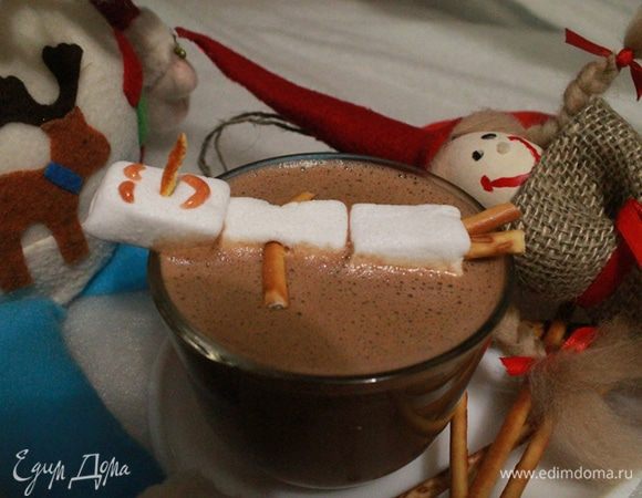 Именно такое блаженное выражение лица (как у снеговичка) будет и у вас после выпитой кружки горячего шоколада. 