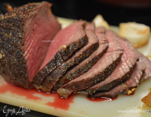 Дать постоять 10 минут после духовки и разрезать на порции.