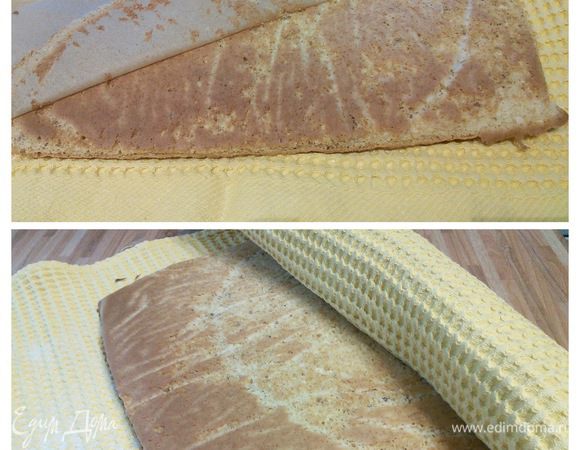 Чистое полотенечко присыпьте сахаром и выложите корж на него. Бумагу удалите. С помощью полотенца сверните тесто в рулет и оставьте охлаждаться. Как только корж остынет, смешайте кофе с оставшимся ликёром. Разложите бисквит и пропитайте. 