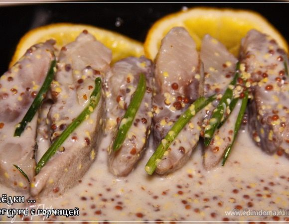 Ну вот. А утром… Нежная, ароматная, солено-остро-сладкая, пикантная закуска.
Ангела вам за трапезой!!!