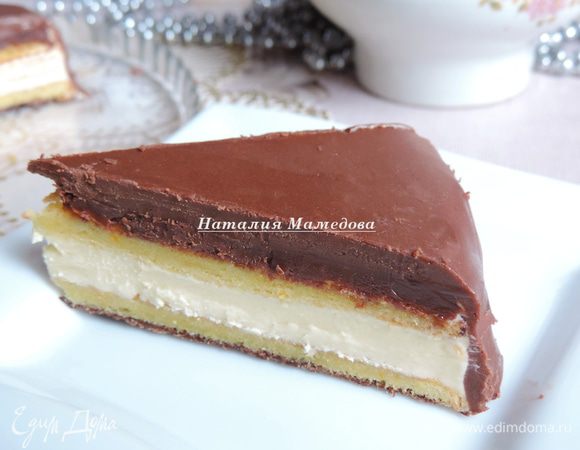 Мечта шоколадоголика и любого сладкоежки.
Приятного аппетита!!