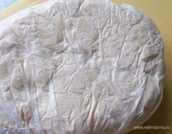 Сложить в пакет и оставить в холодильнике часов на 10-12.