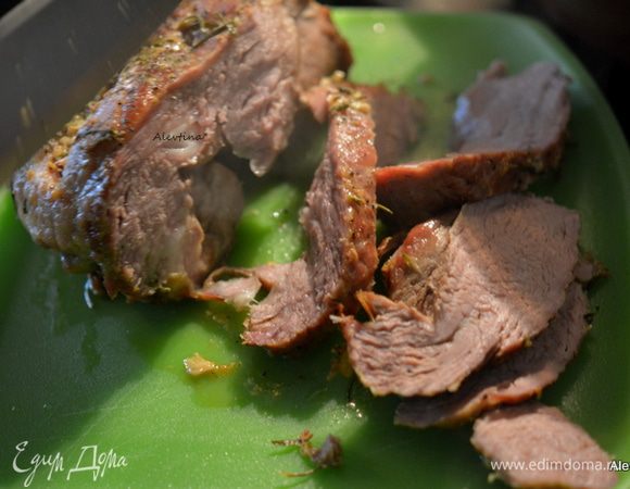 Дать постоять 10 минут. Разрезать на порции.