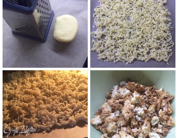 Спустя 40 минут, достаем одну часть теста и трем его на крупной терке. Я это делаю сразу на противне, застеленным пекарской бумагой. 
Распределяем натертое тесто равномерно по противню и отправляем в разогретую до 180°C духовку выпекаться на 10-15 минут до золотистого цвета (следите за своей духовкой). 
Вынимаем из духовки и выкладываем в миску, не переживая, ломается оно или нет, т.к. мы все равно его в итоге измельчим.
Так выпекаем все части теста.