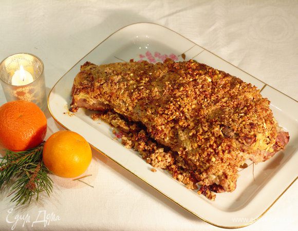 Достаем, минут 15 еще держимся, не вскрываем фольгу, несмотря на запах. Разворачиваем. Можно есть.