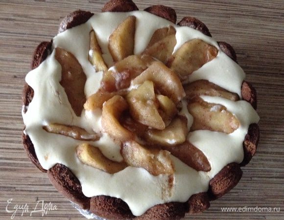 Выливаем оставшийся мусс и яблоки и отправляем минимум на 3 часа в холодильник.