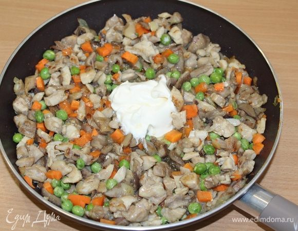 Затем жирные сливки.