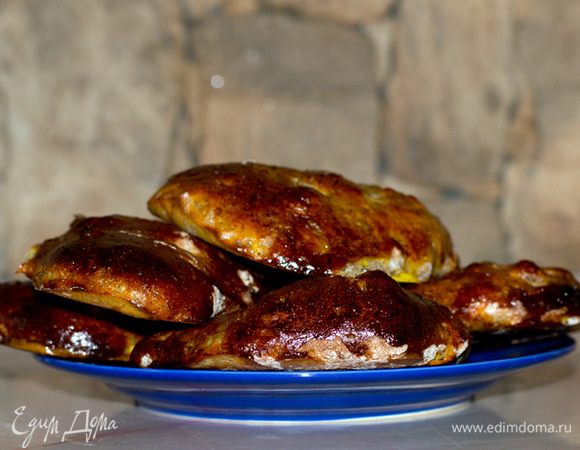 Выпекал при температуре 200°C в течение 10 минут.

Приятного аппетита!