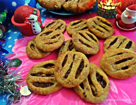 Ну вот, дождались наконец снять пробу необычных печенюшек!