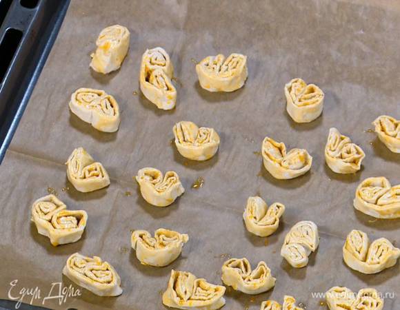 Выпекать в разогретой духовке 10 минут.