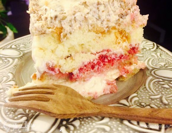 Приятного аппетита. Главное — это можно сделать и заморозить запросто, и потом переставить накануне в холодильник, иногда такой вариант очень удобен. Я, например, перед отпуском делаю заготовки в морозильник и по возвращению на следующий день уже готовы к гостям без затрачивания энергии вообще.