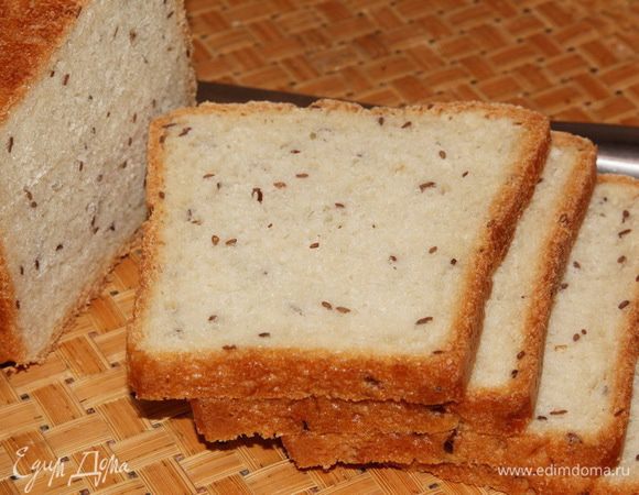 Вот этот хлебушек поближе. Я очень благодарна Леночке за этот рецепт. Прелесть! Это у меня тостовый хлебушек. 